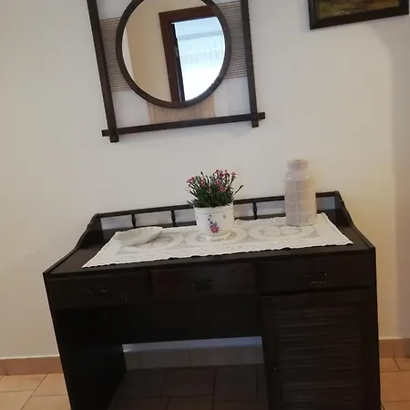 Viragos Vendeghaz * Balatonfüred