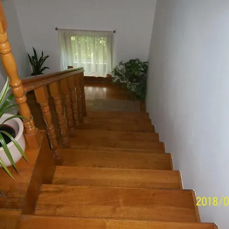 Viragos Vendeghaz 아파트 *